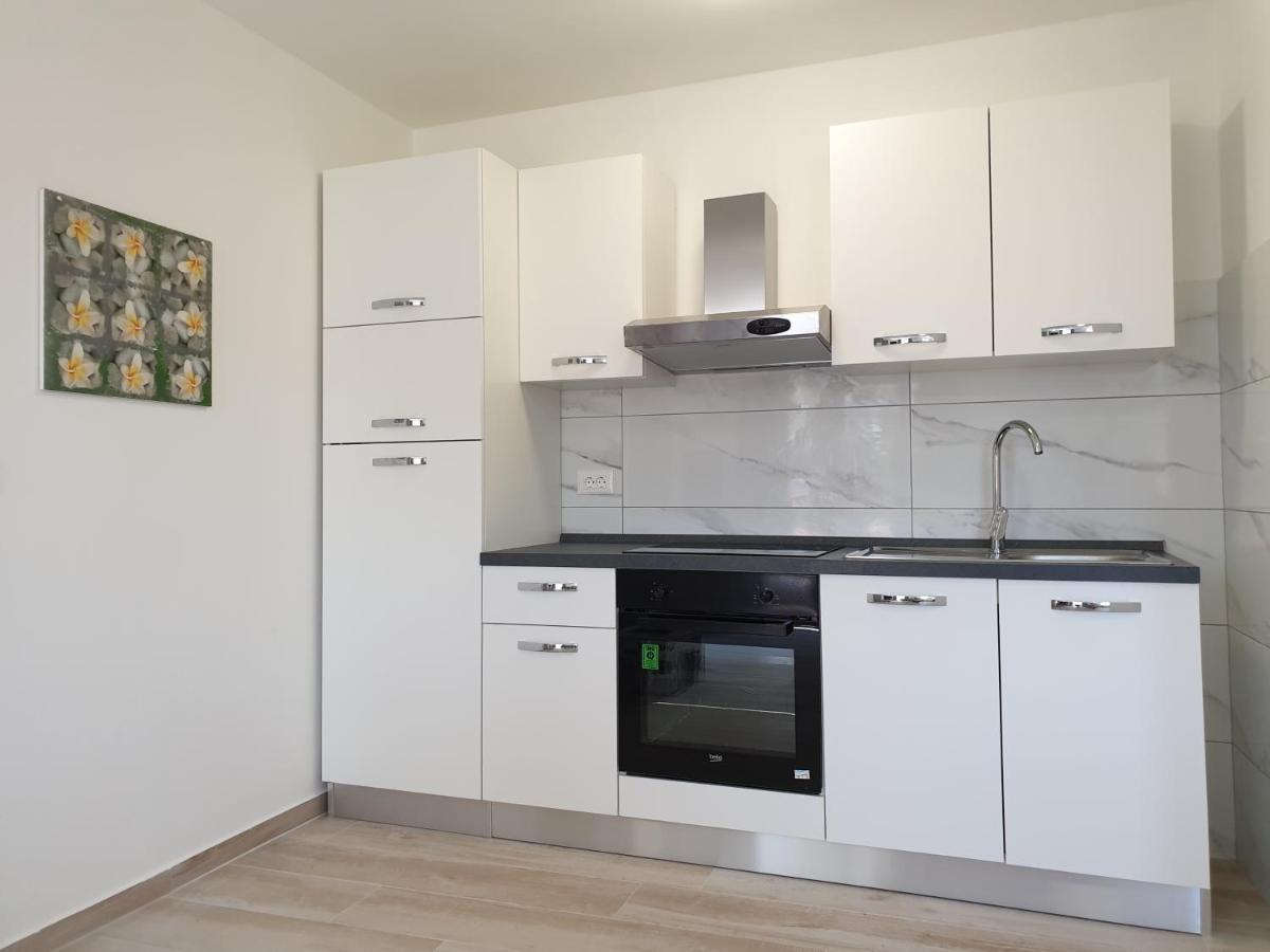 Holiday Apartments Novo Naselje بوريتش المظهر الخارجي الصورة